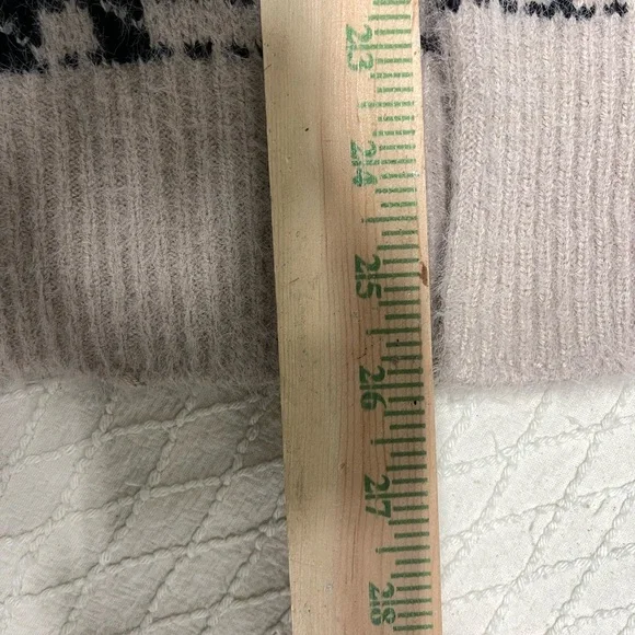 William Rast Cream and Black long Knit Vest - Picture 5 of 5